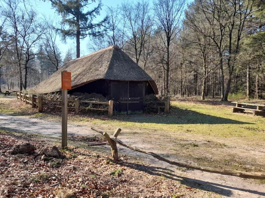 Gezellig ingerichte blokhut op een rustig park! Putten Buitenkant foto